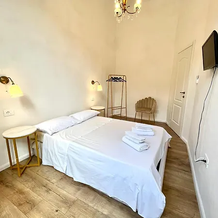 Ca Nell'umbertino - A 150 Mt Dalla Stazione Apartment La Spezia