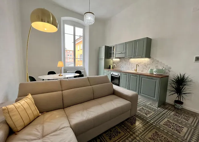 Cà Nell'umbertino - A 150 Mt Dalla Stazione *