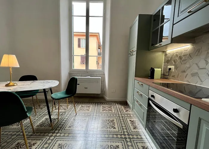 Cà Nell'umbertino - A 150 Mt Dalla Stazione La Spezia