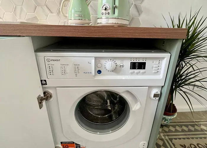 Cà Nell'umbertino - A 150 Mt Dalla Stazione La Spezia